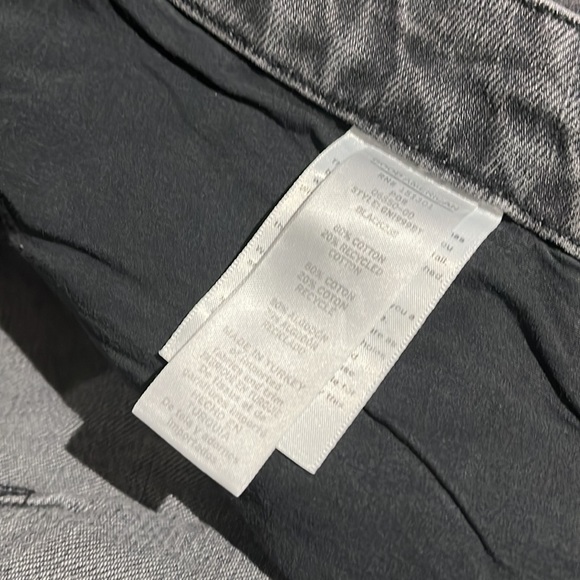 Good American Good '90s Loose Fit Jeans - Picture 6 of 12